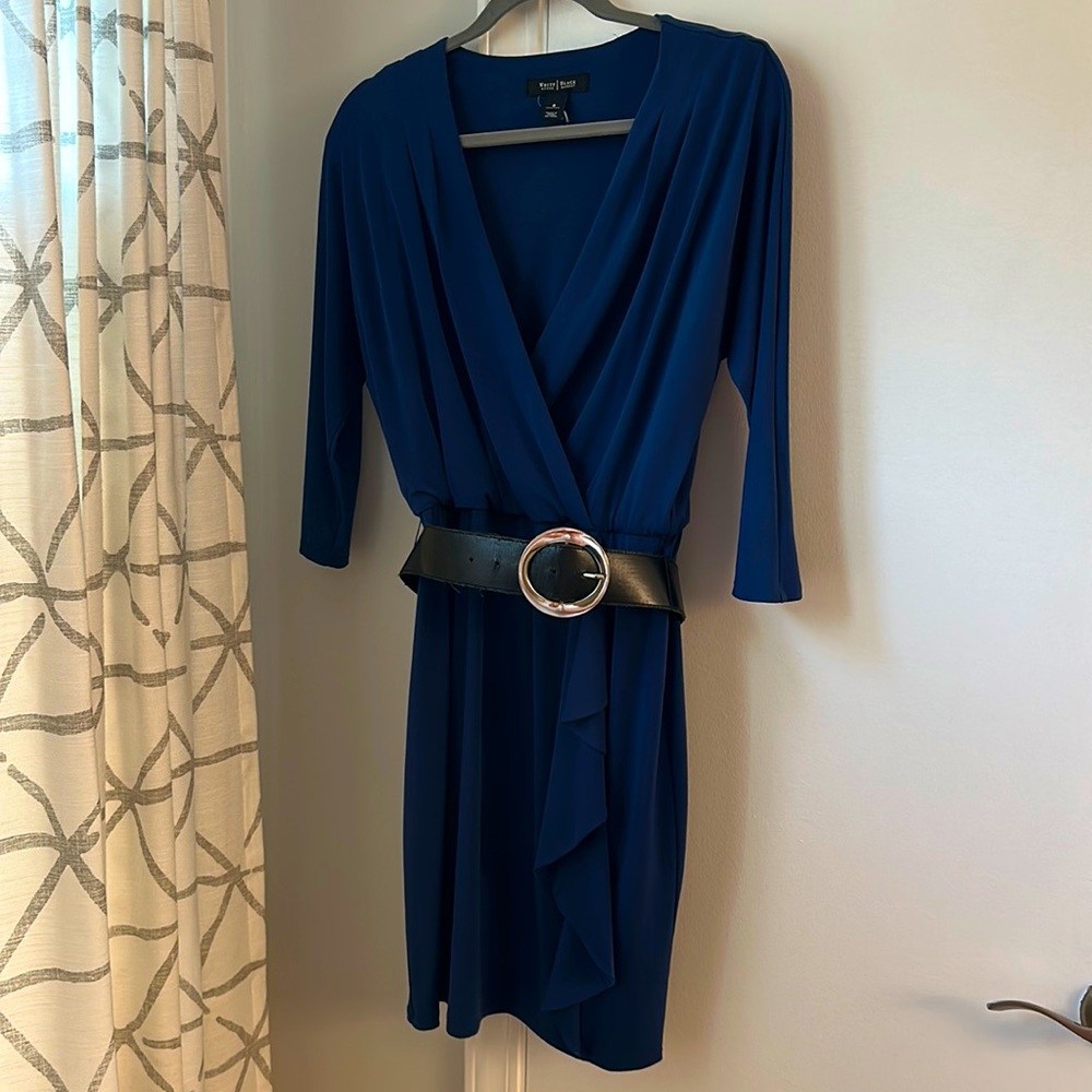 White House Black Market blue belted long sleeve wrap dress - size 4